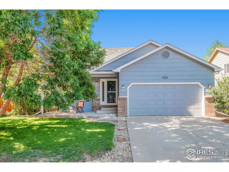 2305 Brianna Ct, Johnstown, CO 80534