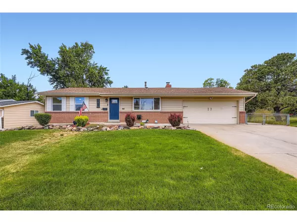 4244 W Monmouth Ave, Littleton, CO 80123