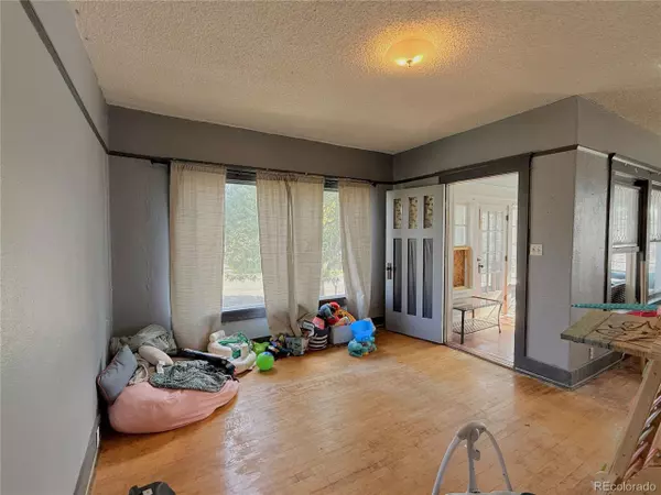Flagler, CO 80815,221 E 5th St