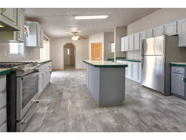 Cotopaxi, CO 81223,129 Cedar Ln
