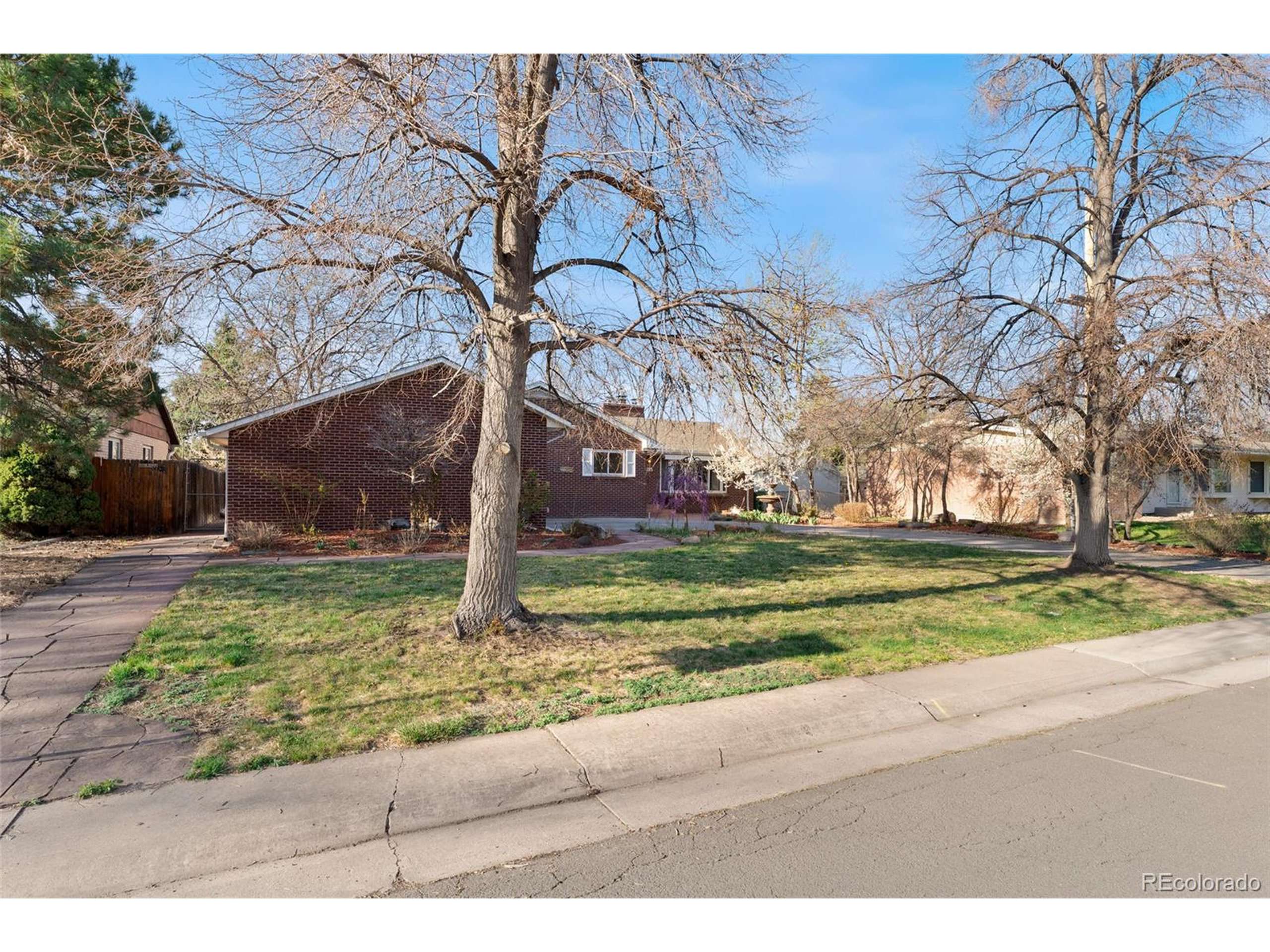 Denver, CO 80222,5285 E Iliff Ave