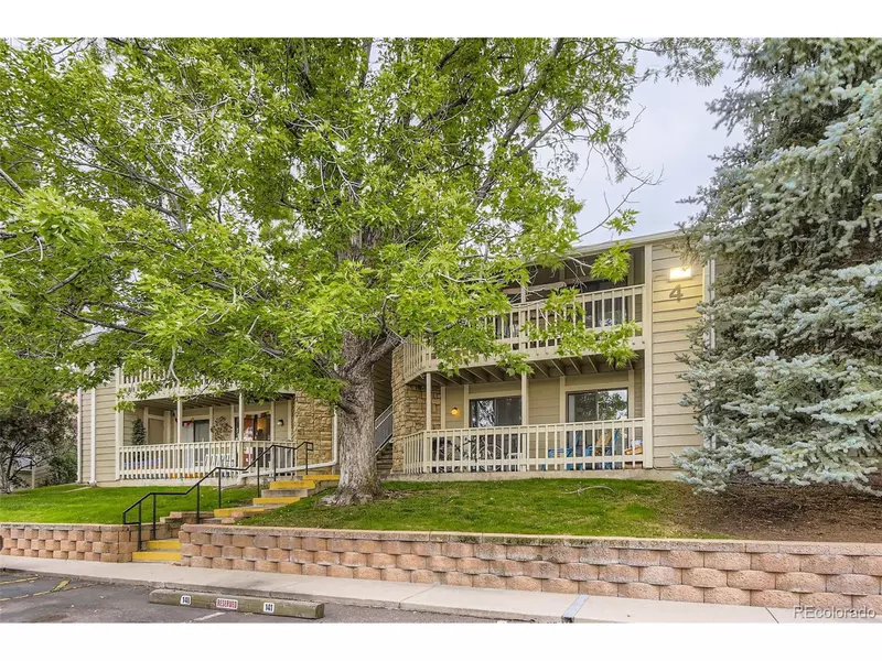 8225 E Fairmount Dr #204, Denver, CO 80247