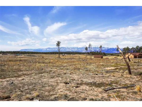 Colorado Springs, CO 80908,2 Forest Heights Cir