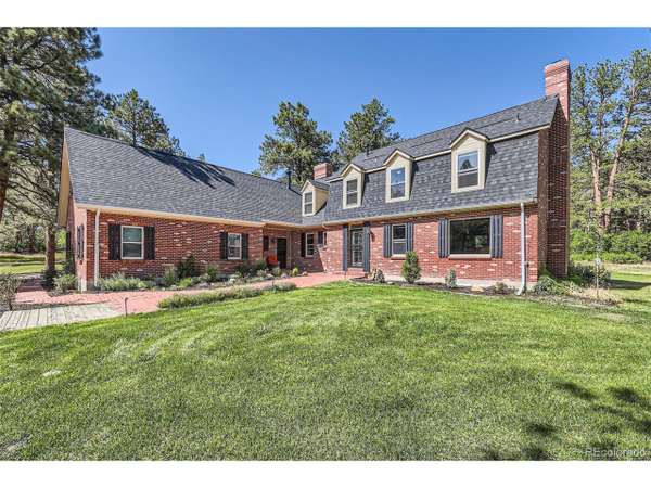 8960 Village Pines Cir, Franktown, CO 80116