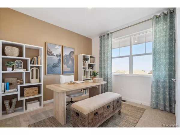 Elizabeth, CO 80107,43144 Kawana Gulch St