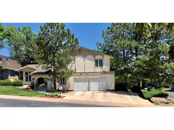 2460 S Ammons St, Lakewood, CO 80227