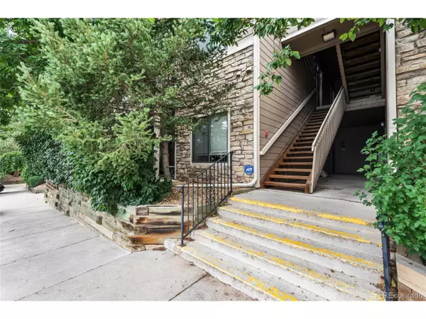 Littleton, CO 80127,7474 S Alkire St #203