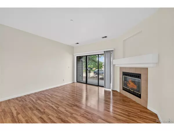 Littleton, CO 80127,7414 S Alkire St #105
