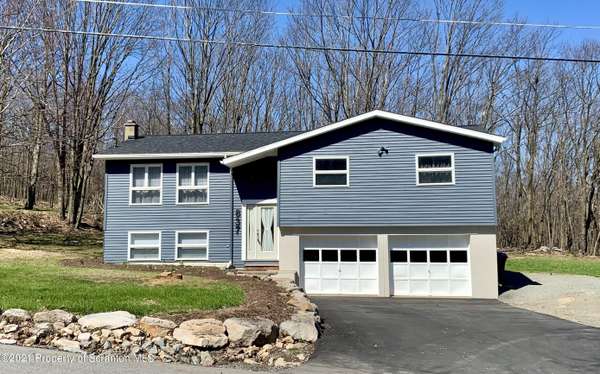 837 Elkview Drive, Clifford Twp, PA 18421