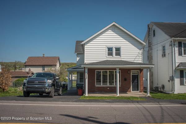 222 Depew St, Mayfield, PA 18433