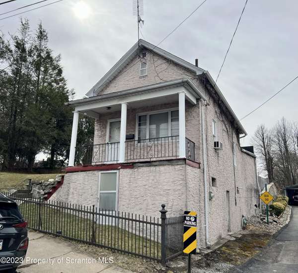 418 E Elm St, Scranton, PA 18505