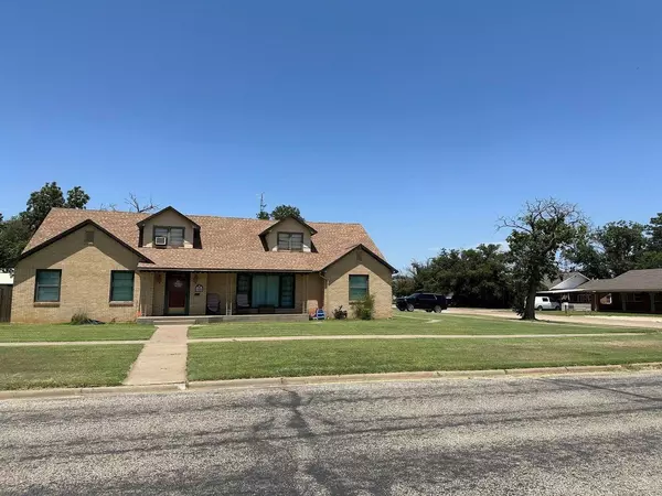 Plainview, TX 79072,1500 W 9th