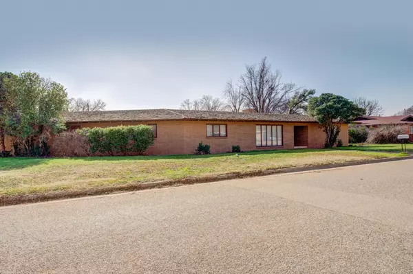 Tahoka, TX 79373,1701 N 7th Street