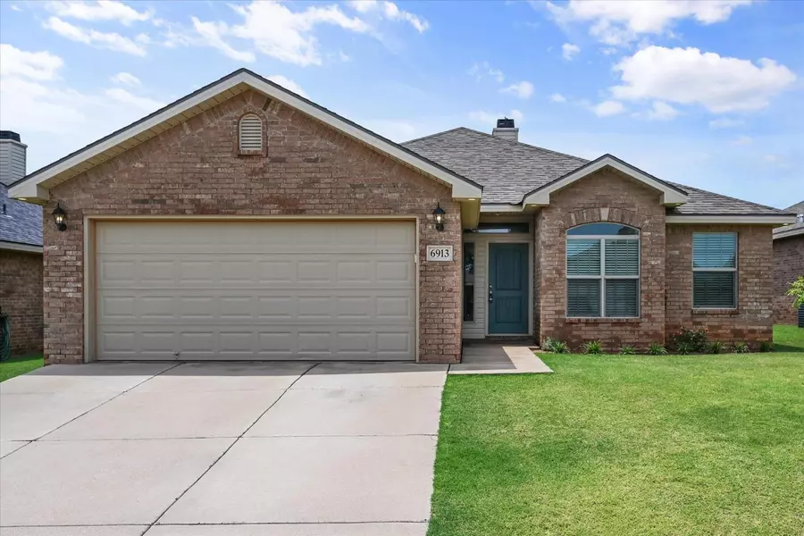 6913 96th Street, Lubbock, TX 79424