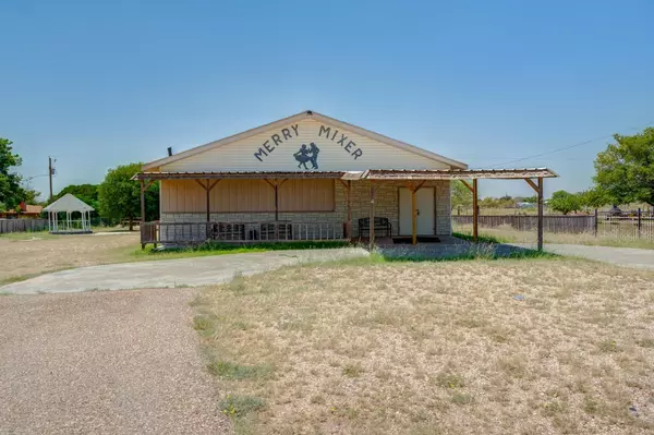 Lubbock, TX 79423,17414 County Road 2200