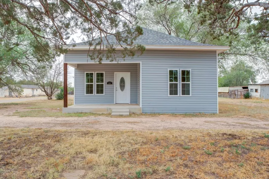 1901 N 2nd, Tahoka, TX 79373