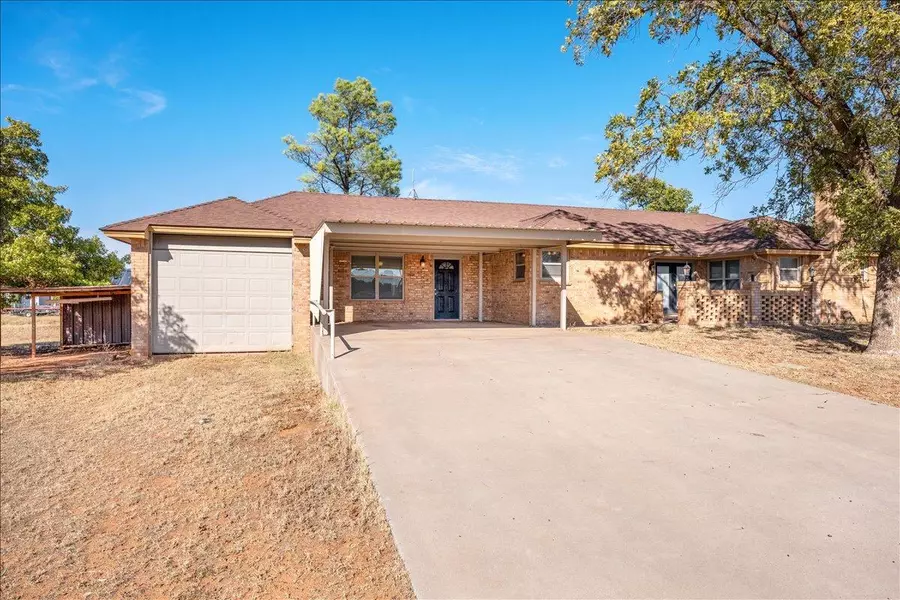 2924 Fouche Road, Denver City, TX 79323