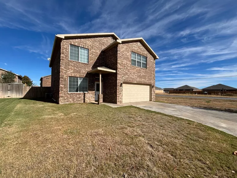 8702 10th Place, Lubbock, TX 79416