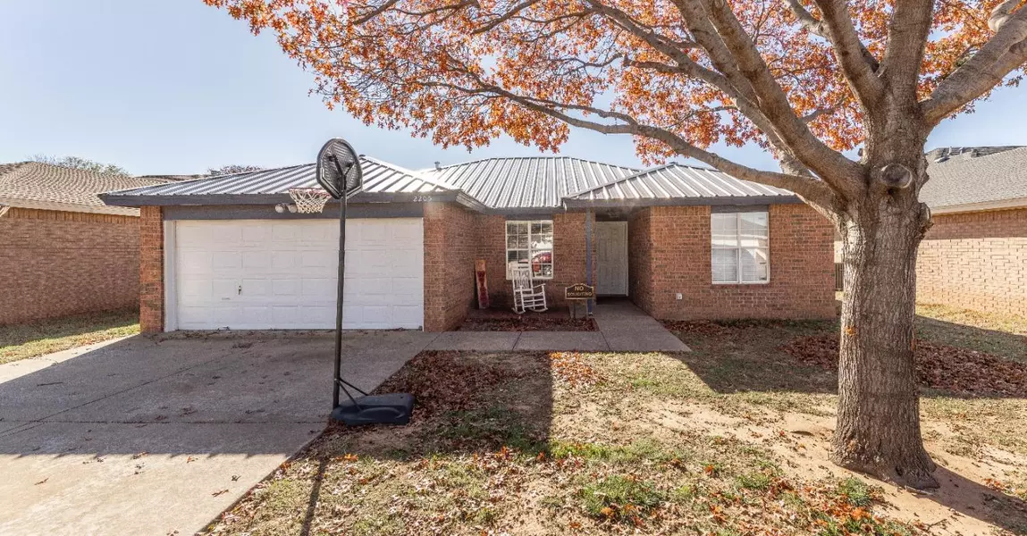 2205 95th Street, Lubbock, TX 79423