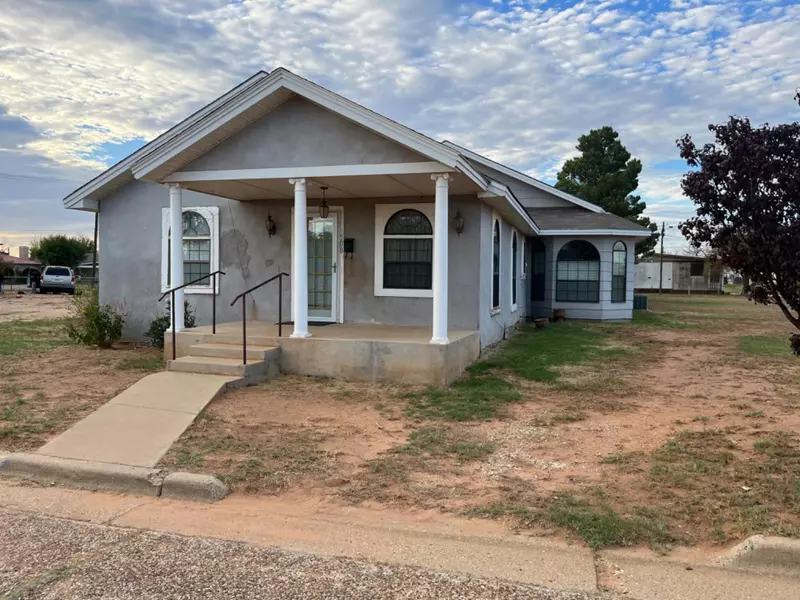 508 S 7th Street, Lamesa, TX 79331