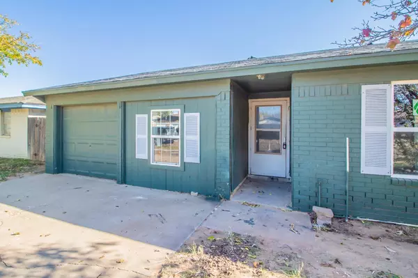 Lubbock, TX 79404,7417 Fir Avenue