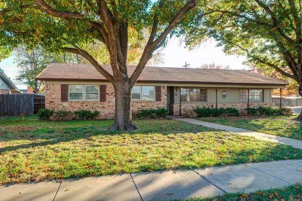 3815 42nd Street, Lubbock, TX 79413