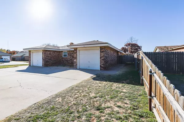 Lubbock, TX 79423,8214 Vernon Avenue