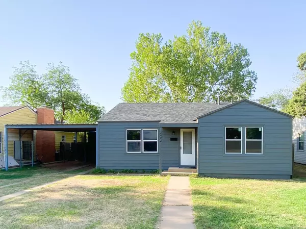 2422 31st Street, Lubbock, TX 79411