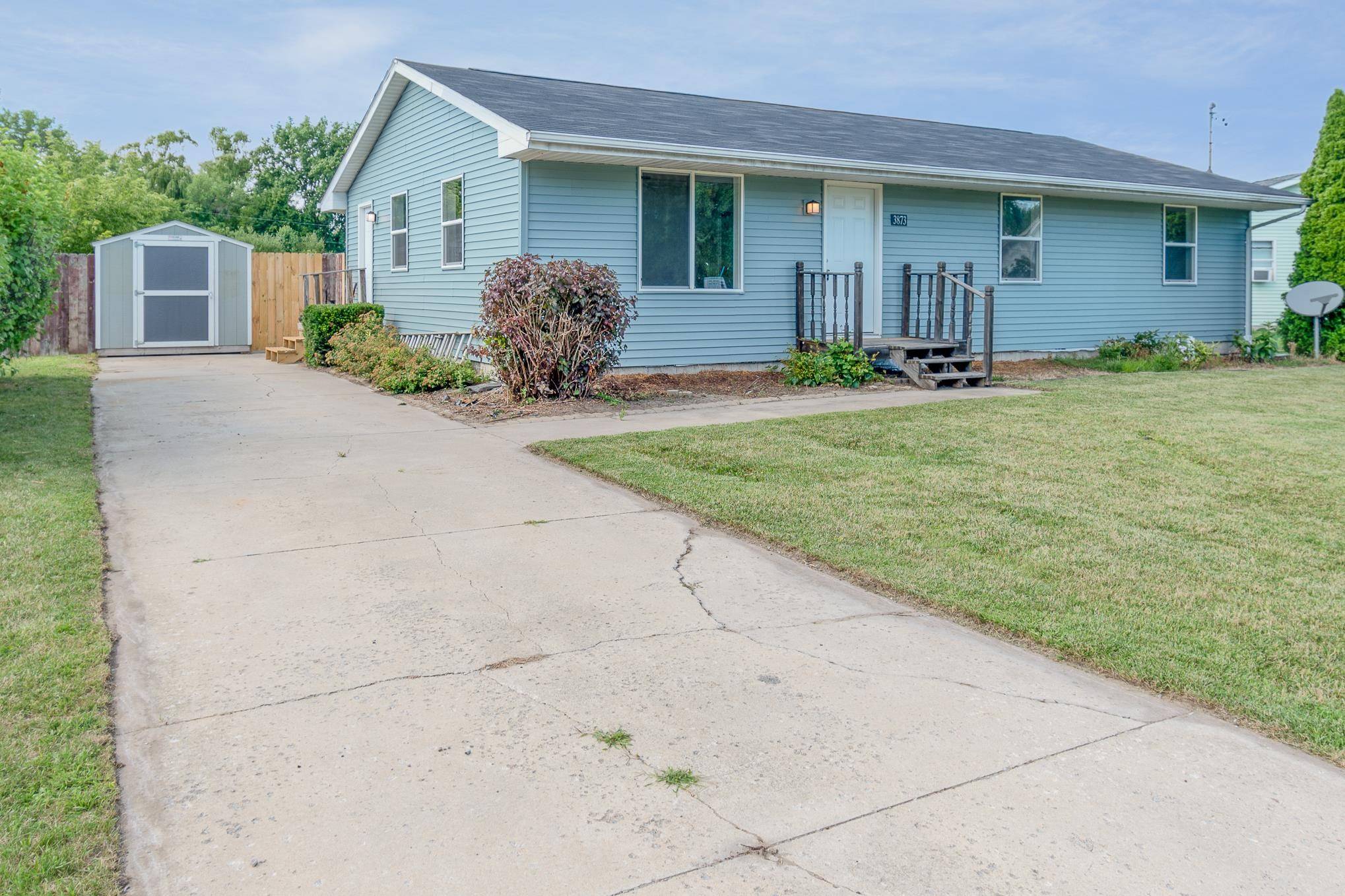 3873 Taylor, Carrollton, MI 48604