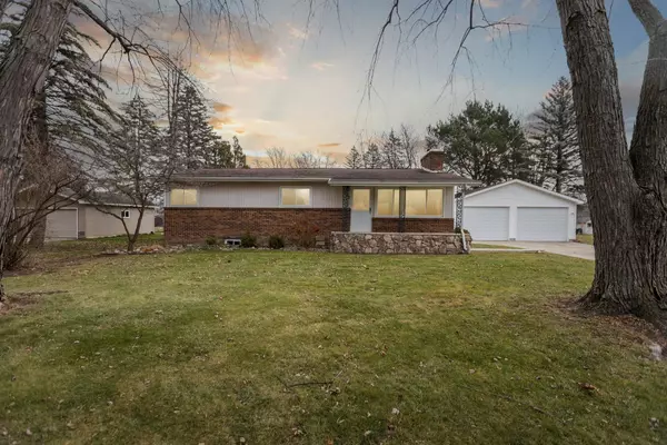 213 Renshar, Auburn, MI 48611-9441