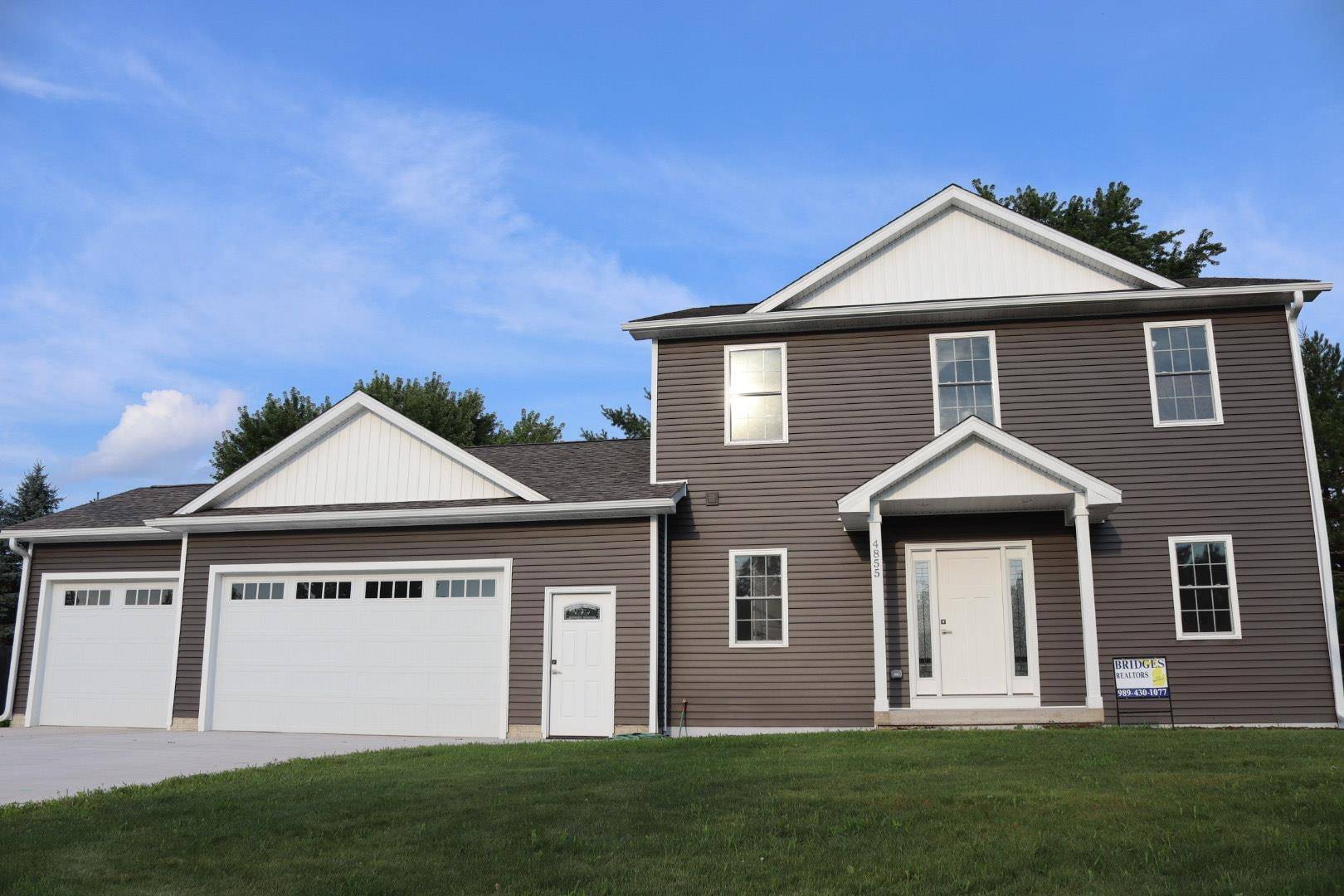 4855 wheat ridge Court, Auburn, MI 48611