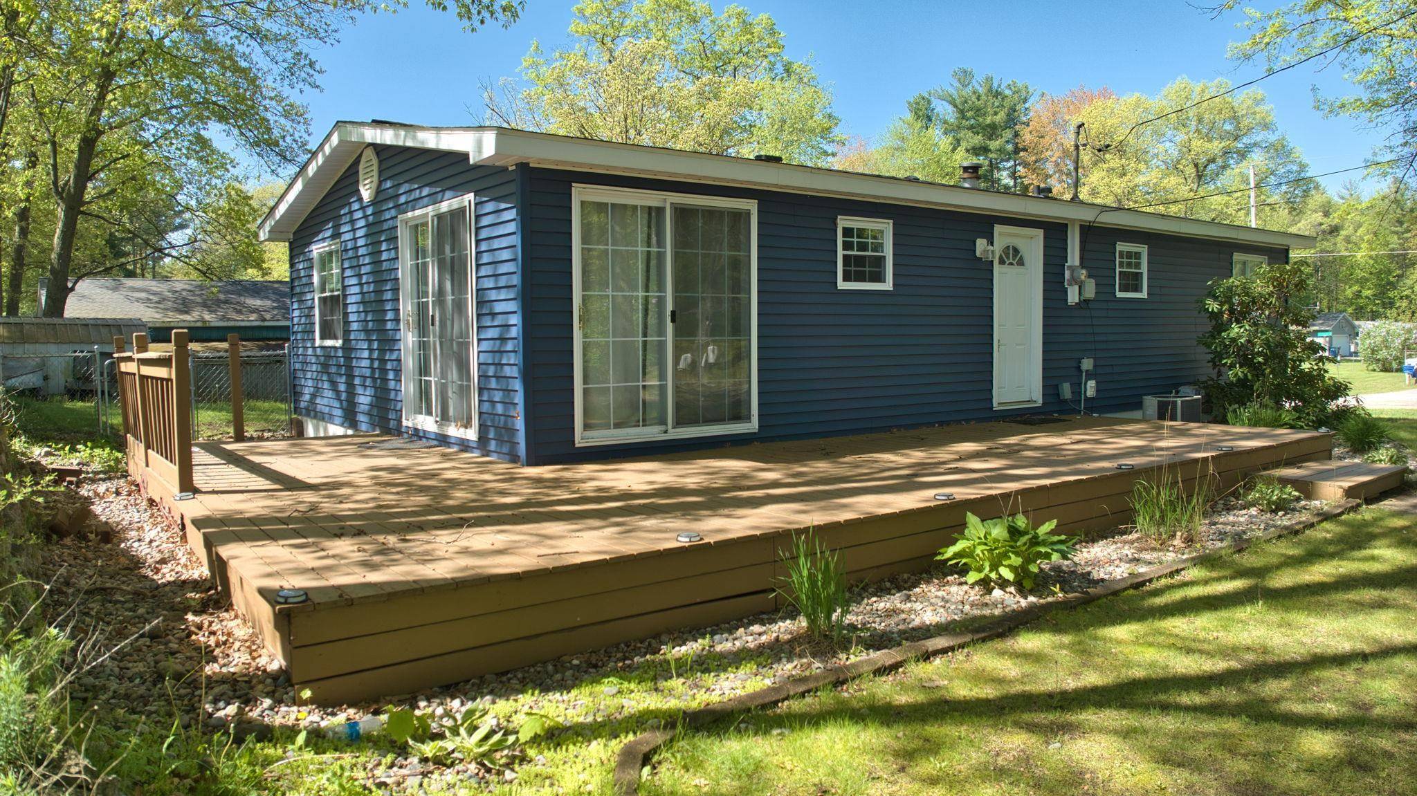551 W Donald Drive, Sanford, MI 48657
