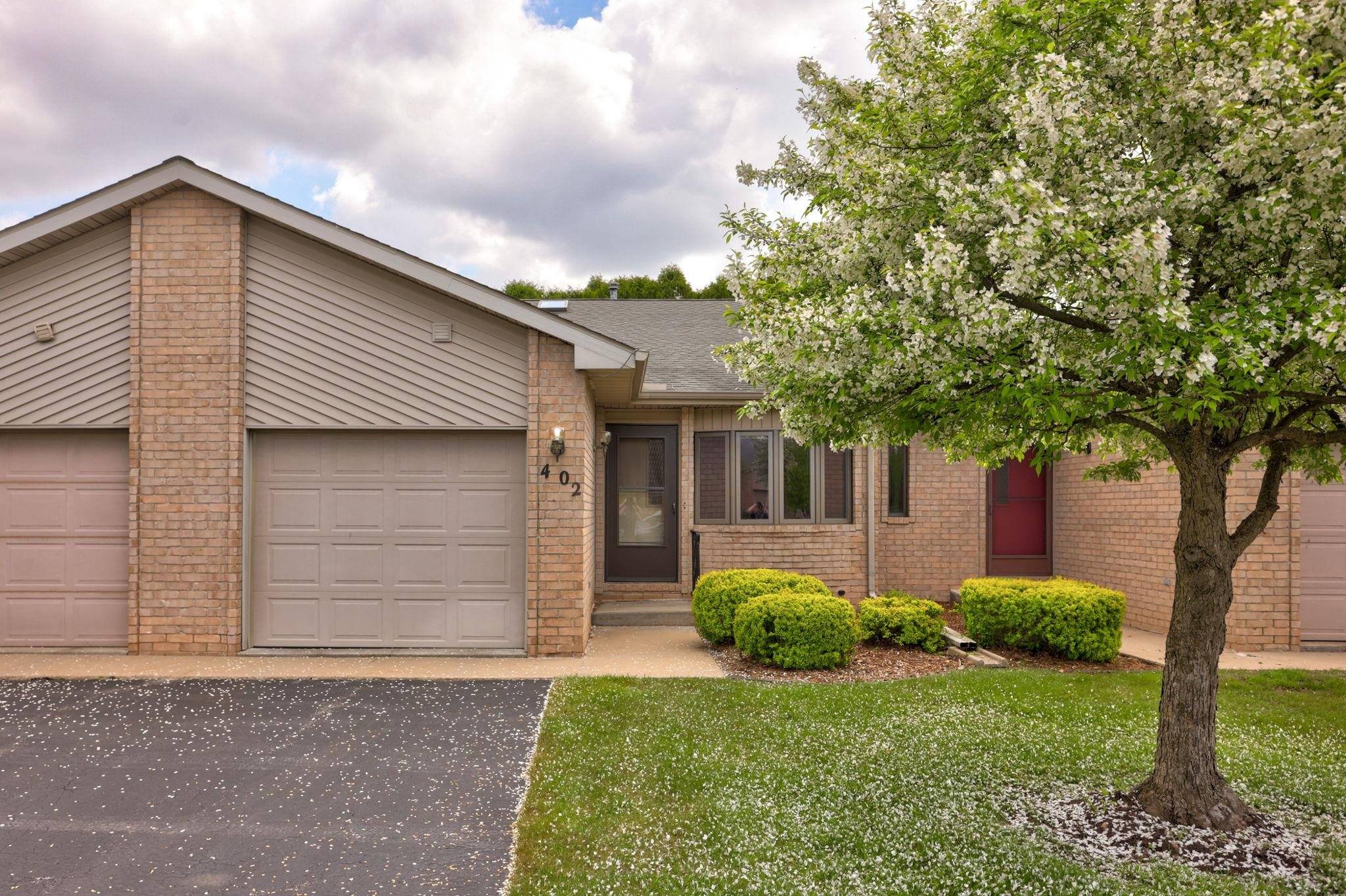 402 Morningside Drive, Midland, MI 48640