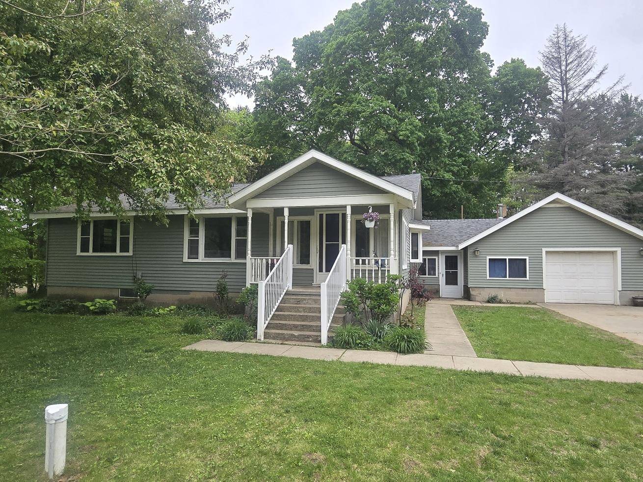 3775 N Hemlock Road, Hemlock, MI 48626