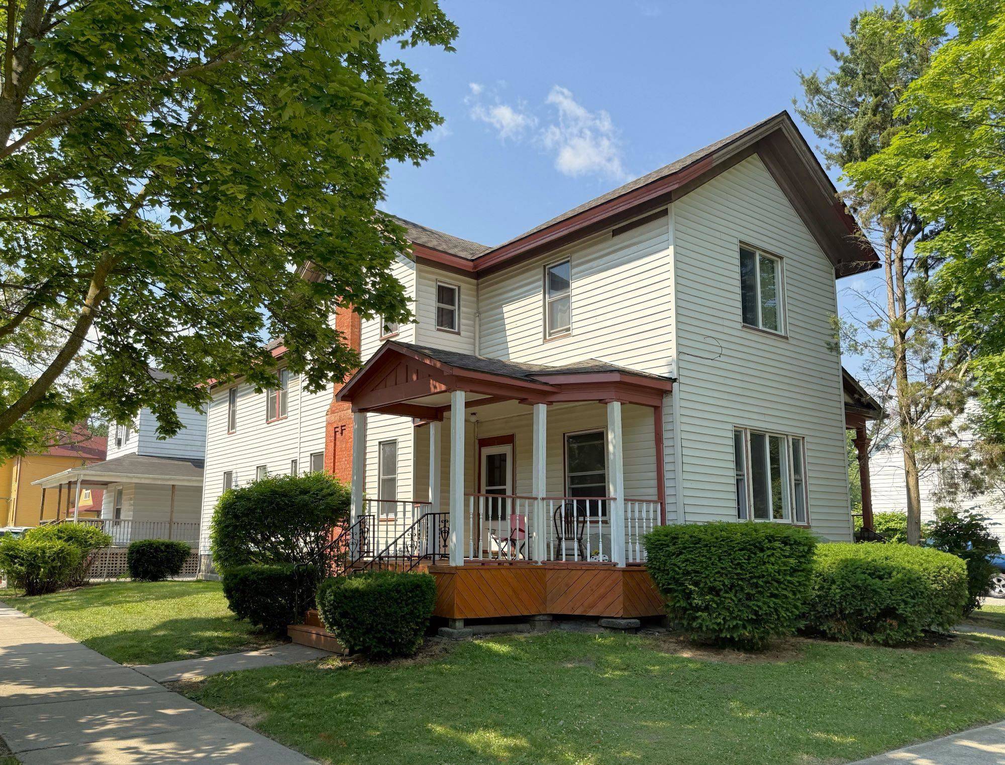 1312 5th #1 Street, Bay City, MI 48708