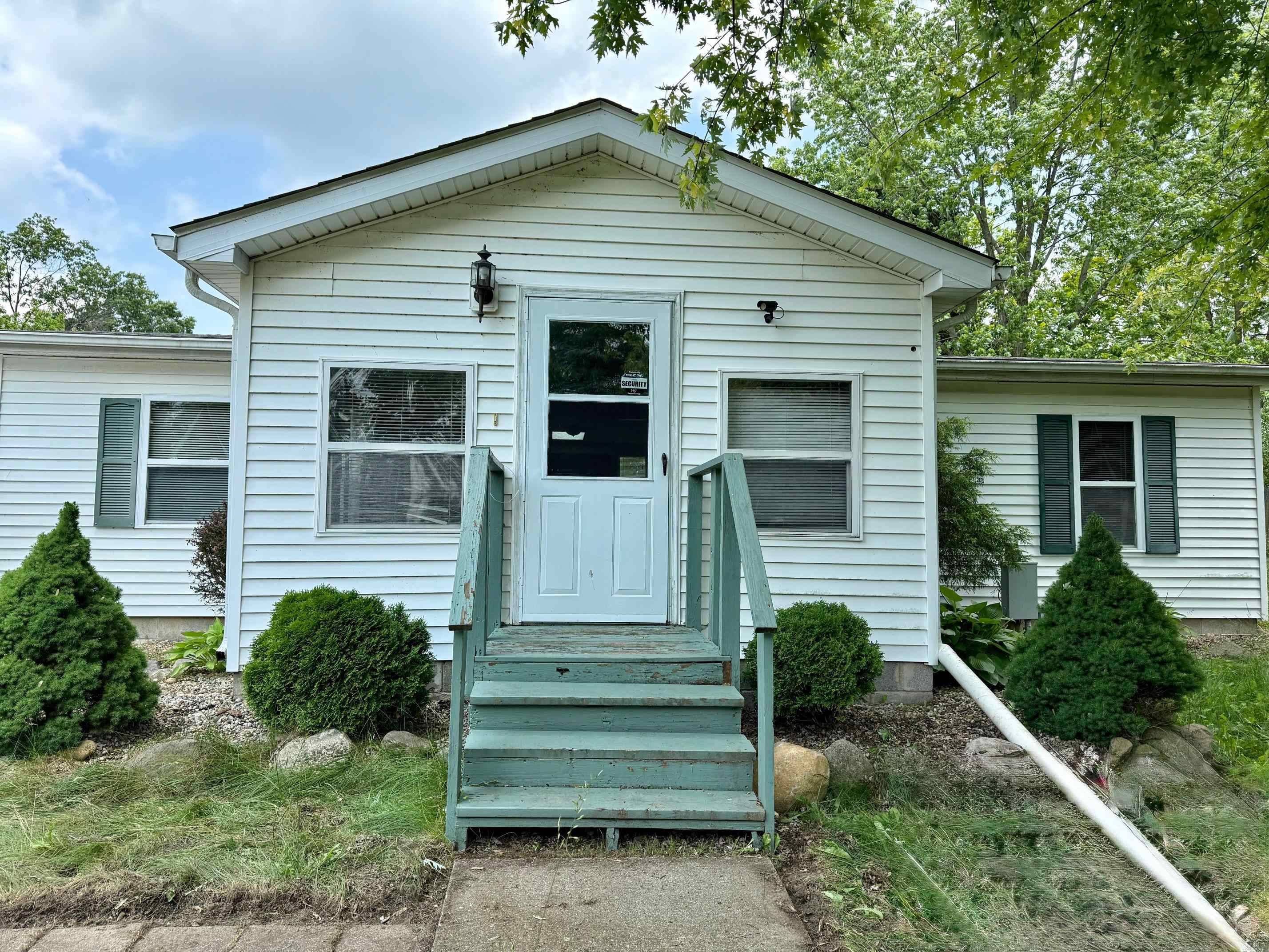 4912 Bacon Road, Jackson, MI 49201