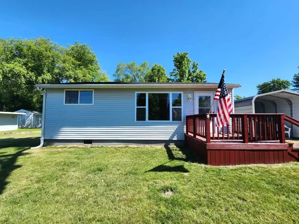 723 E Hull Road, Hope, MI 48628