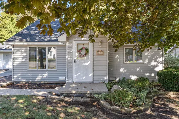 225 E Summit Street, Breckenridge, MI 48615
