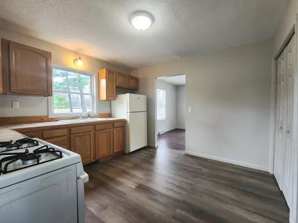 Midland, MI 48640,16 Welch Drive