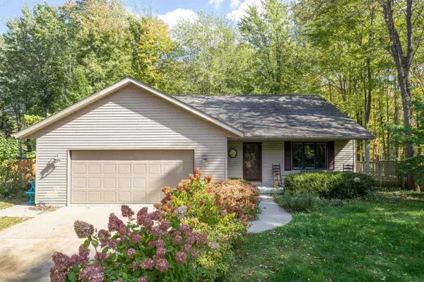 2928 N Jefferson Road, Midland, MI 48642