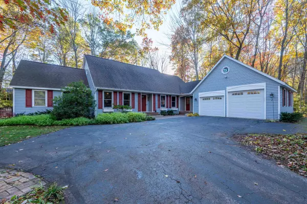 4809 Moorland Court, Midland, MI 48640