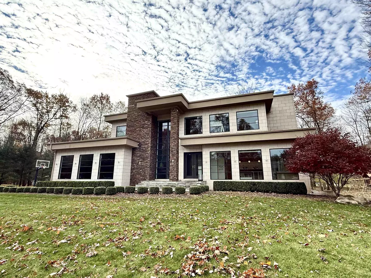 Midland, MI 48642,2236 E Mockingbird Lane