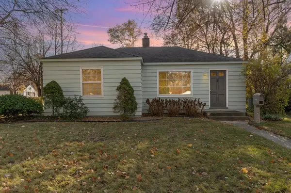 1301 Bookness Street, Midland, MI 48640