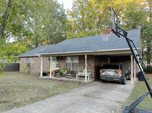 106 Ave 3 NW, Atkins, AR 72823