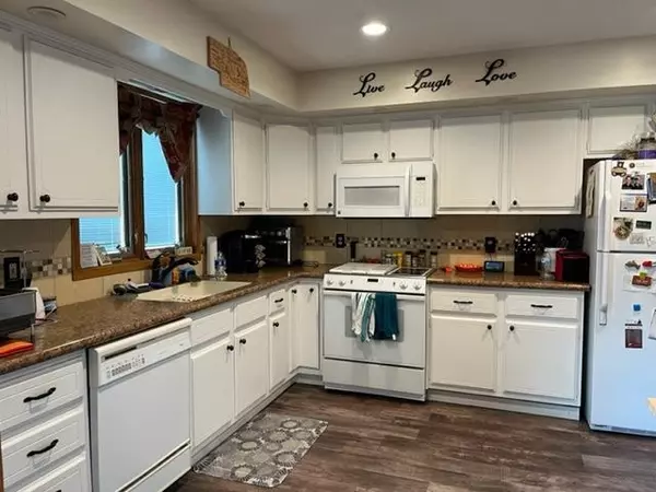 Minden, NE 68959,226 Eastridge Avenue
