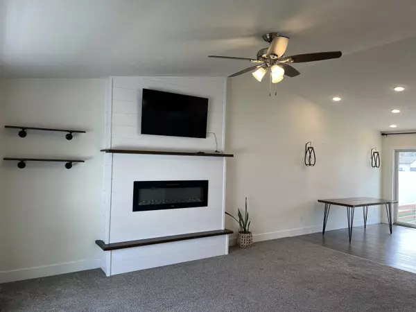 Kearney, NE 68847,3412 W Avenue