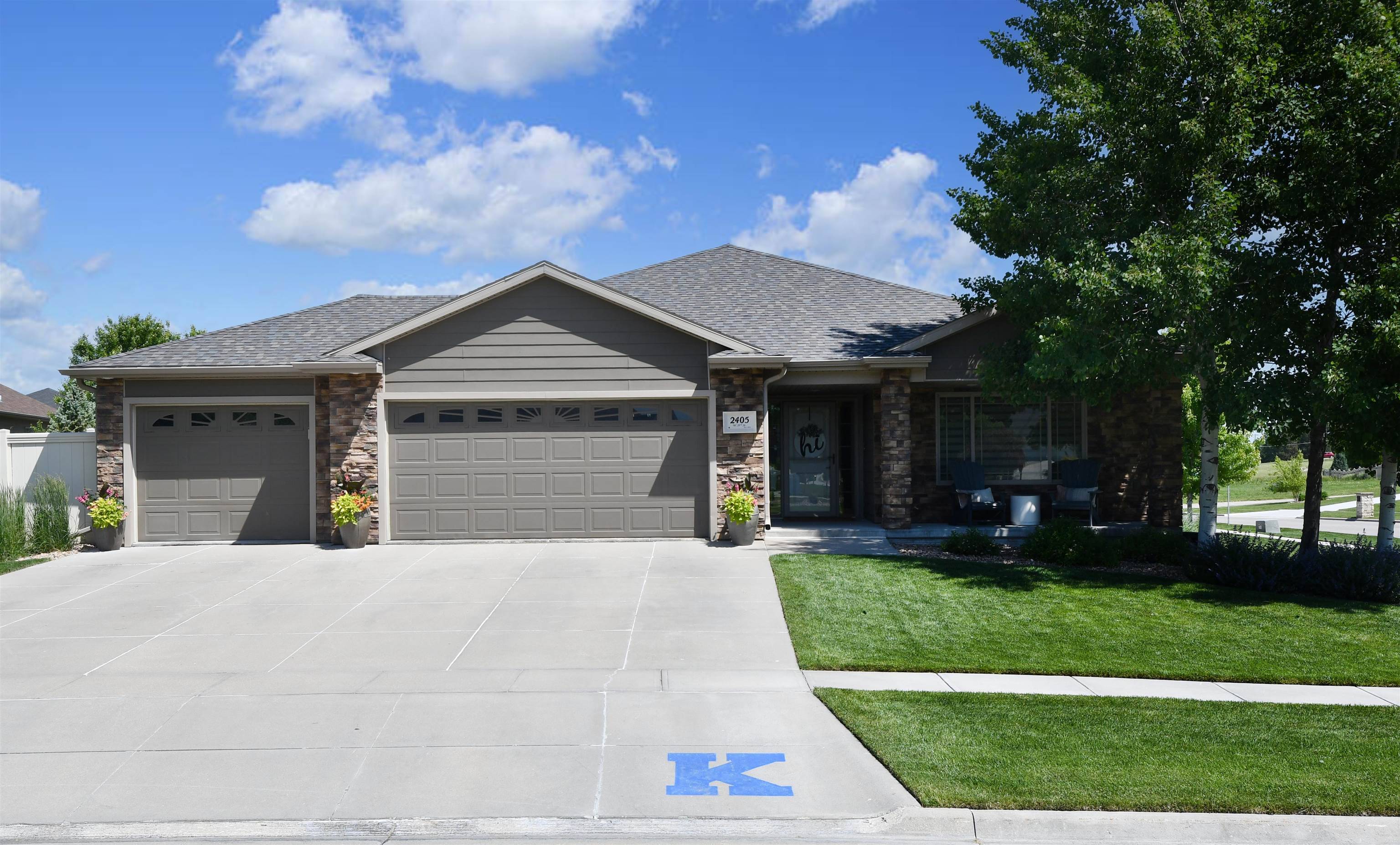 2405 W 35th Street, Kearney, NE 68845-0000