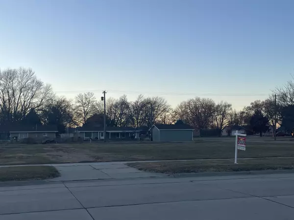 Loup City, NE 68853,733 N 9th Street