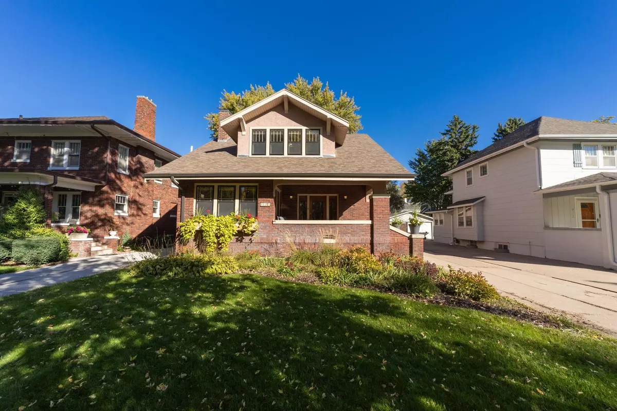 Hastings, NE 68901,411 University Avenue