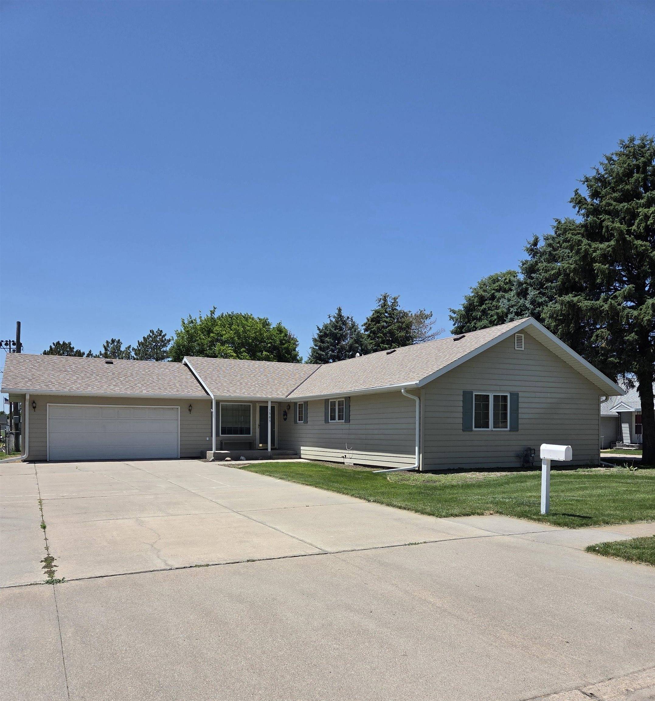 Cozad, NE 69130,1505 K Street